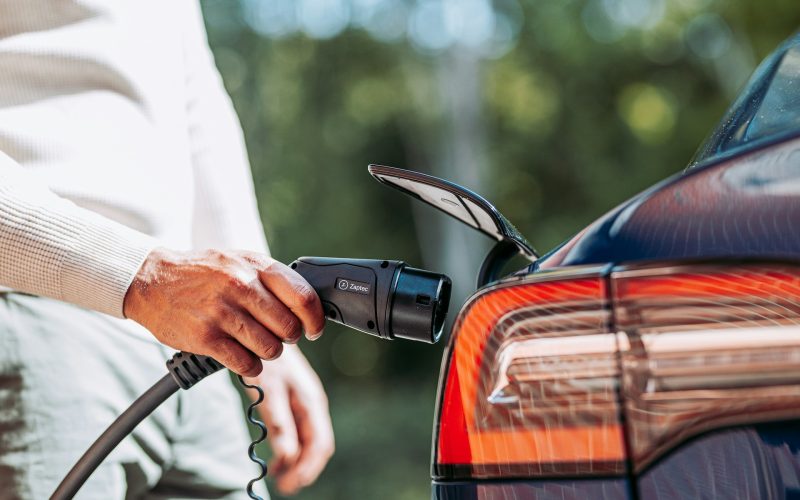 Ladda elbilen hemma är en självklar del av ett hållbart liv